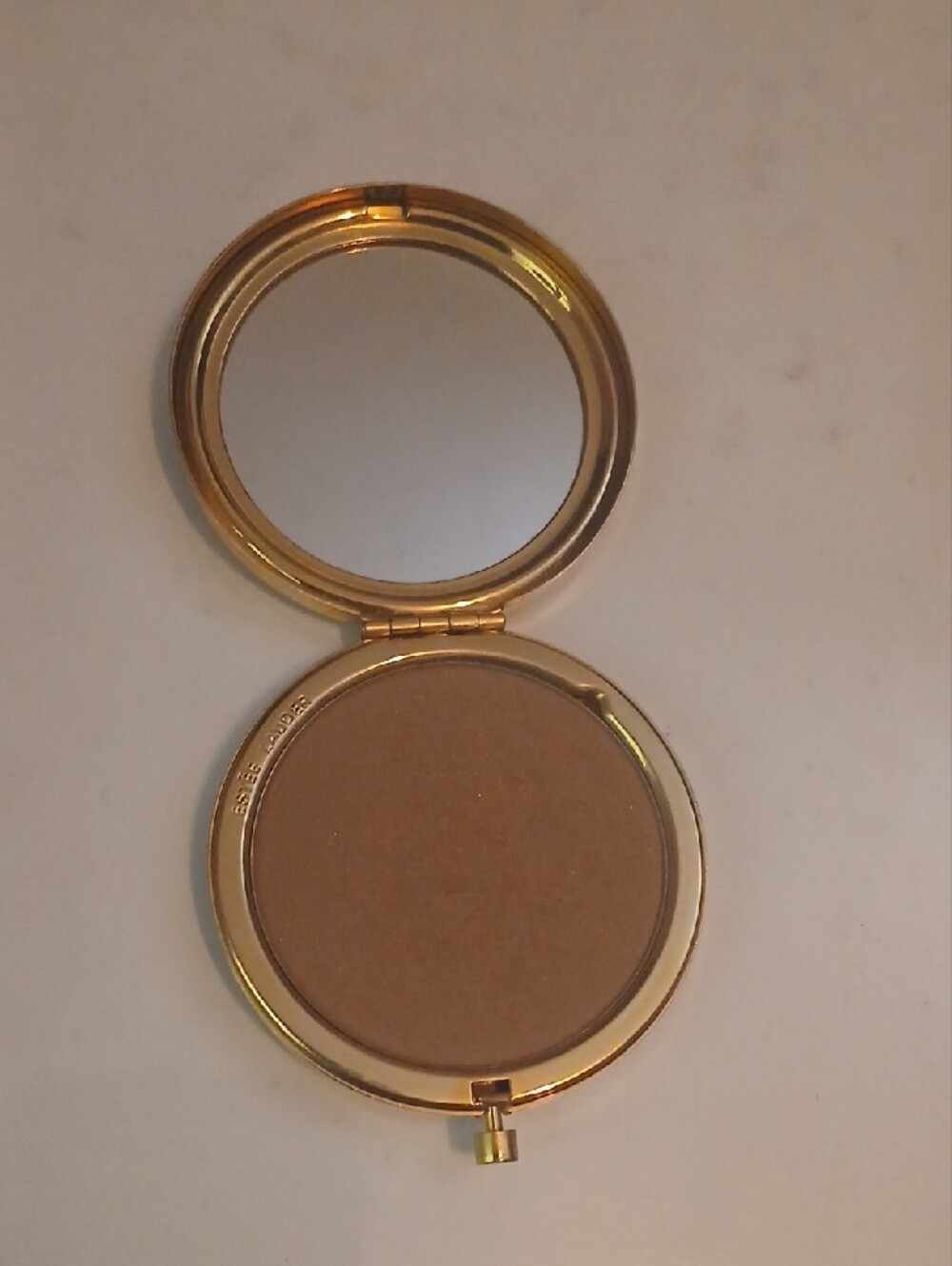 Estee Lauder Gold Compact Bronzer & Mirror with Pink Crystal Ribbon - Picture 3 of 5